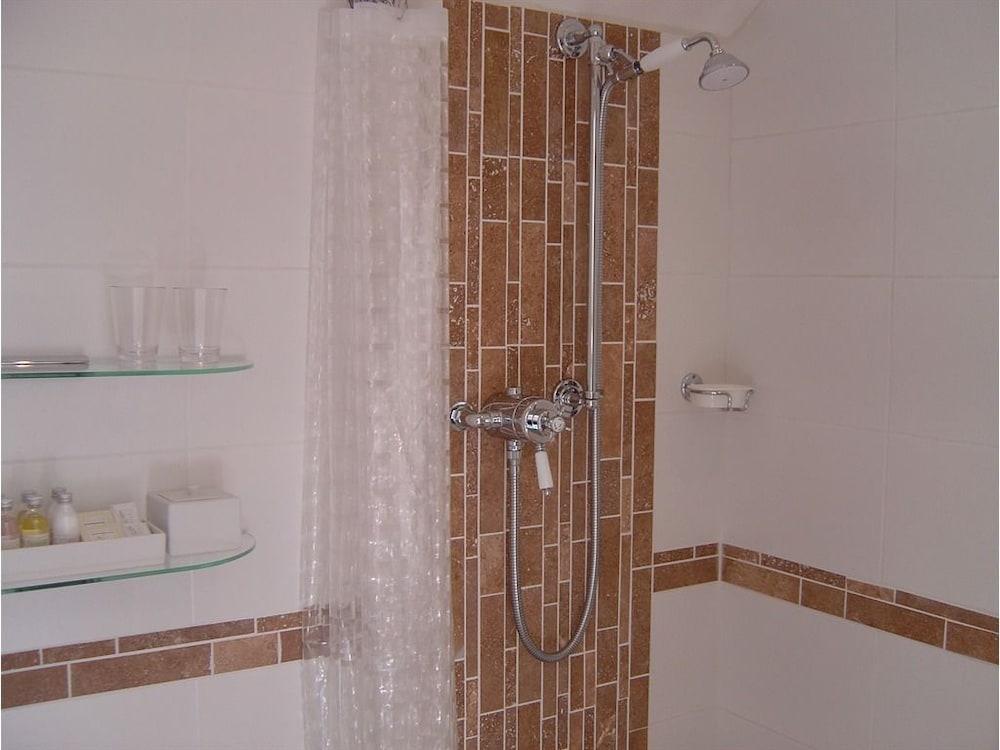 Гостевой дом Edgcott House 3*